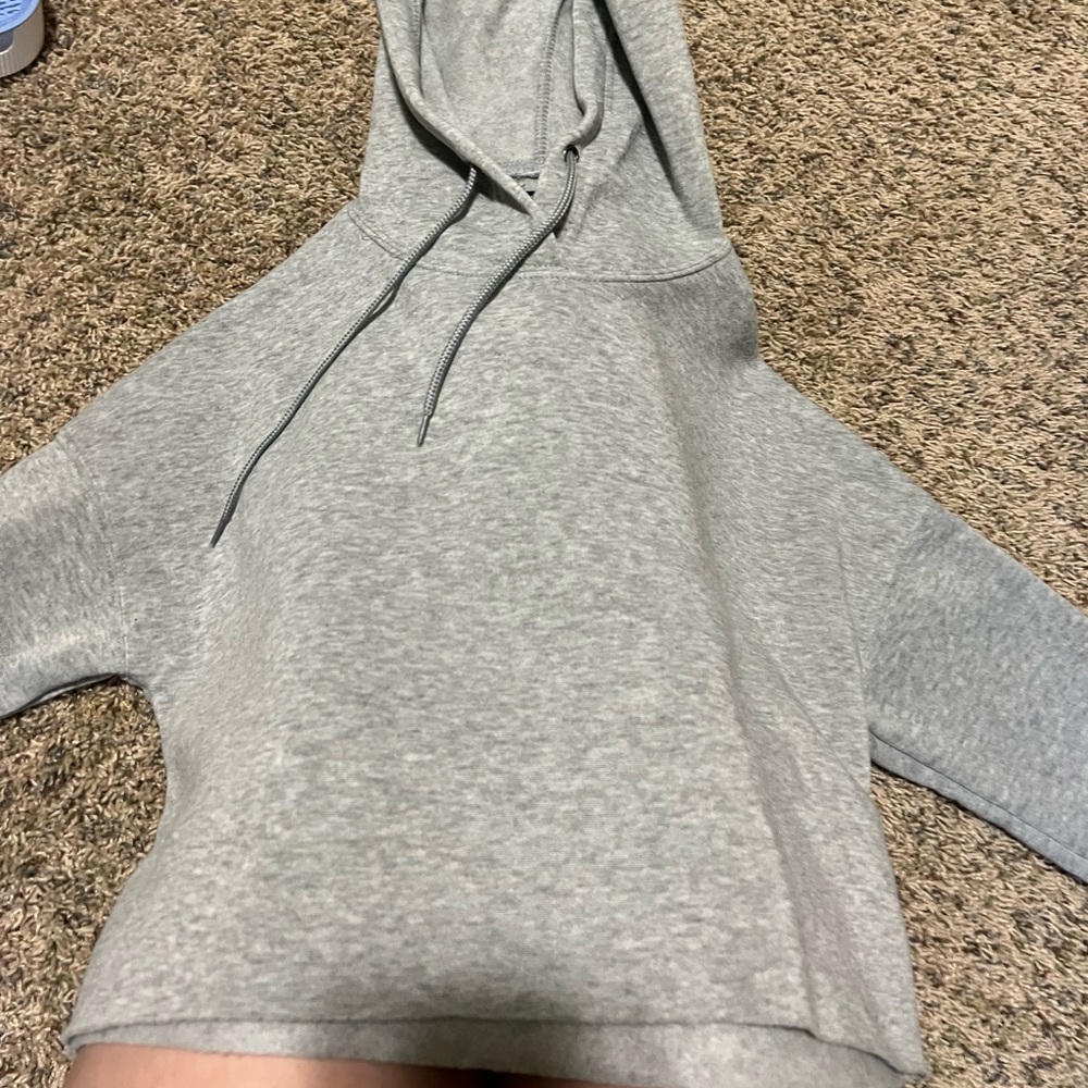 Buckle Cropped Hoodie